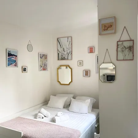 Cocon Montmartre - Netflix, Fibre & Conciergerie * Paris