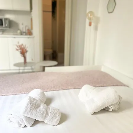 Cocon Montmartre - Netflix, Fibre & Conciergerie Apartment Paris